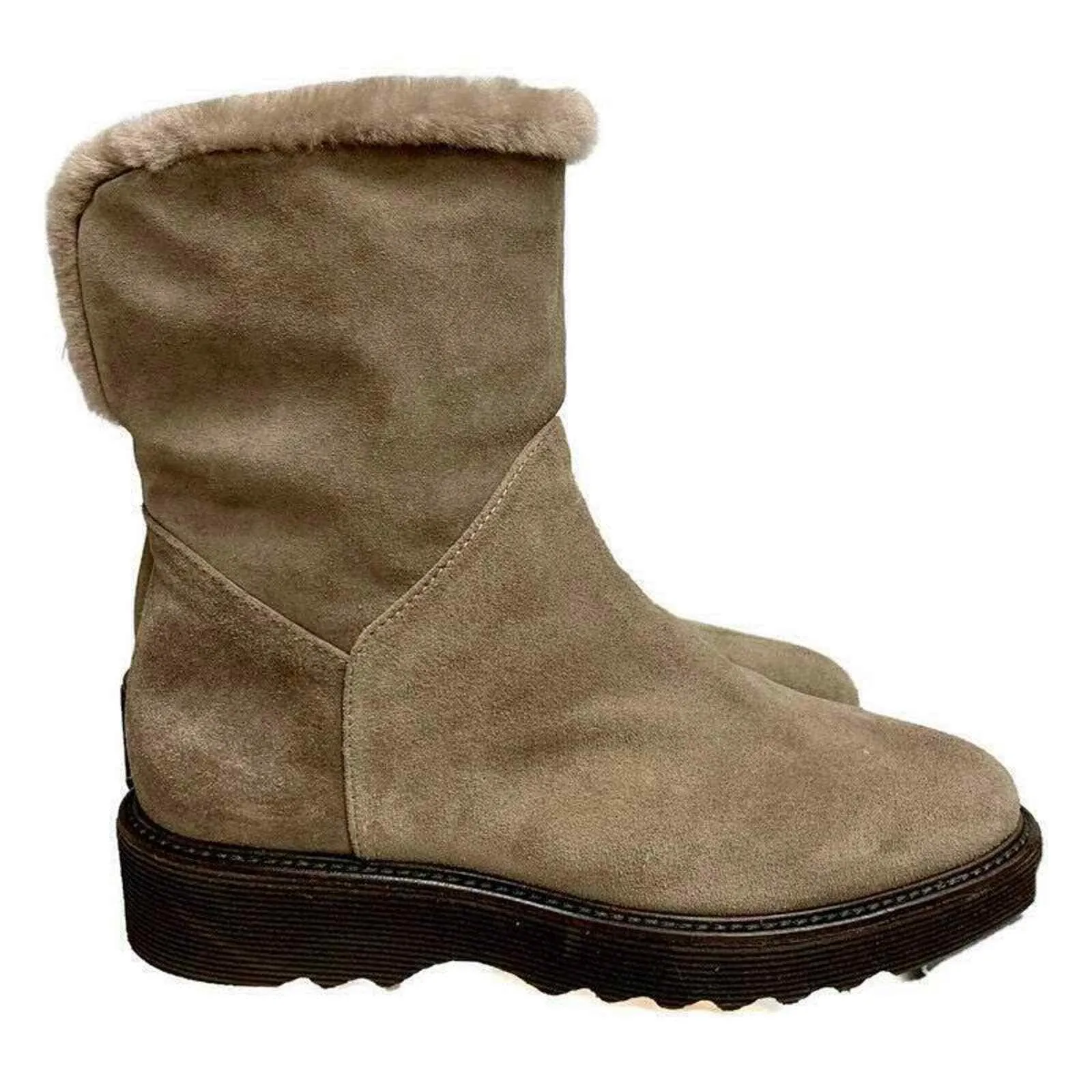 Aquatalia Kimberly Women's Weatherproof Genuine Shearling Women's Boots 6.5