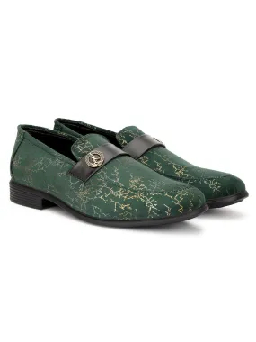 Buxton Men Printed Lightweight Loafers