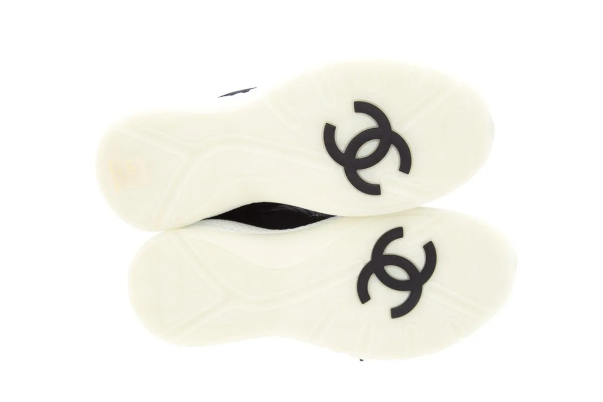 Chanel Black Nylon & Suede Snow Booties SZ 37.5
