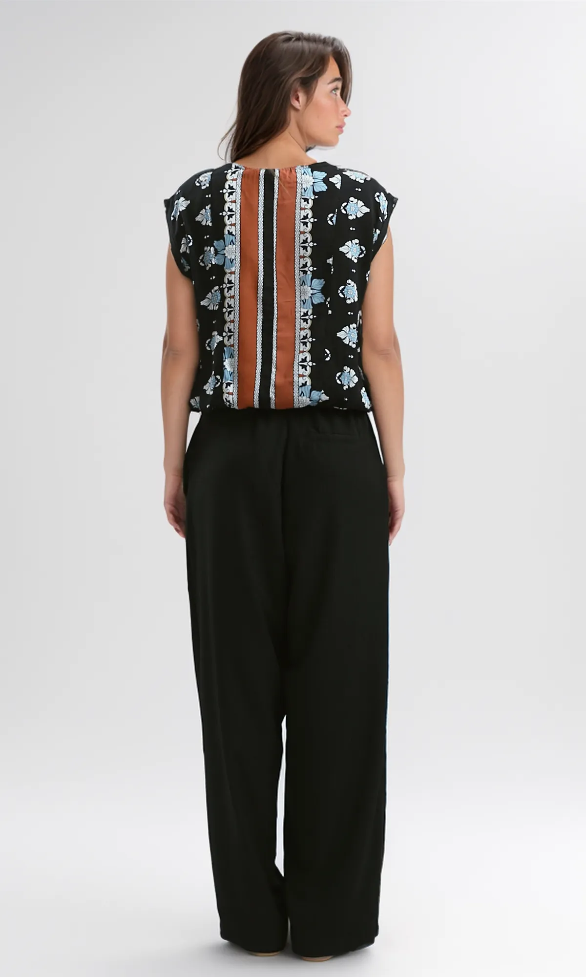 o180011-women-short-sleeve-shirt-women