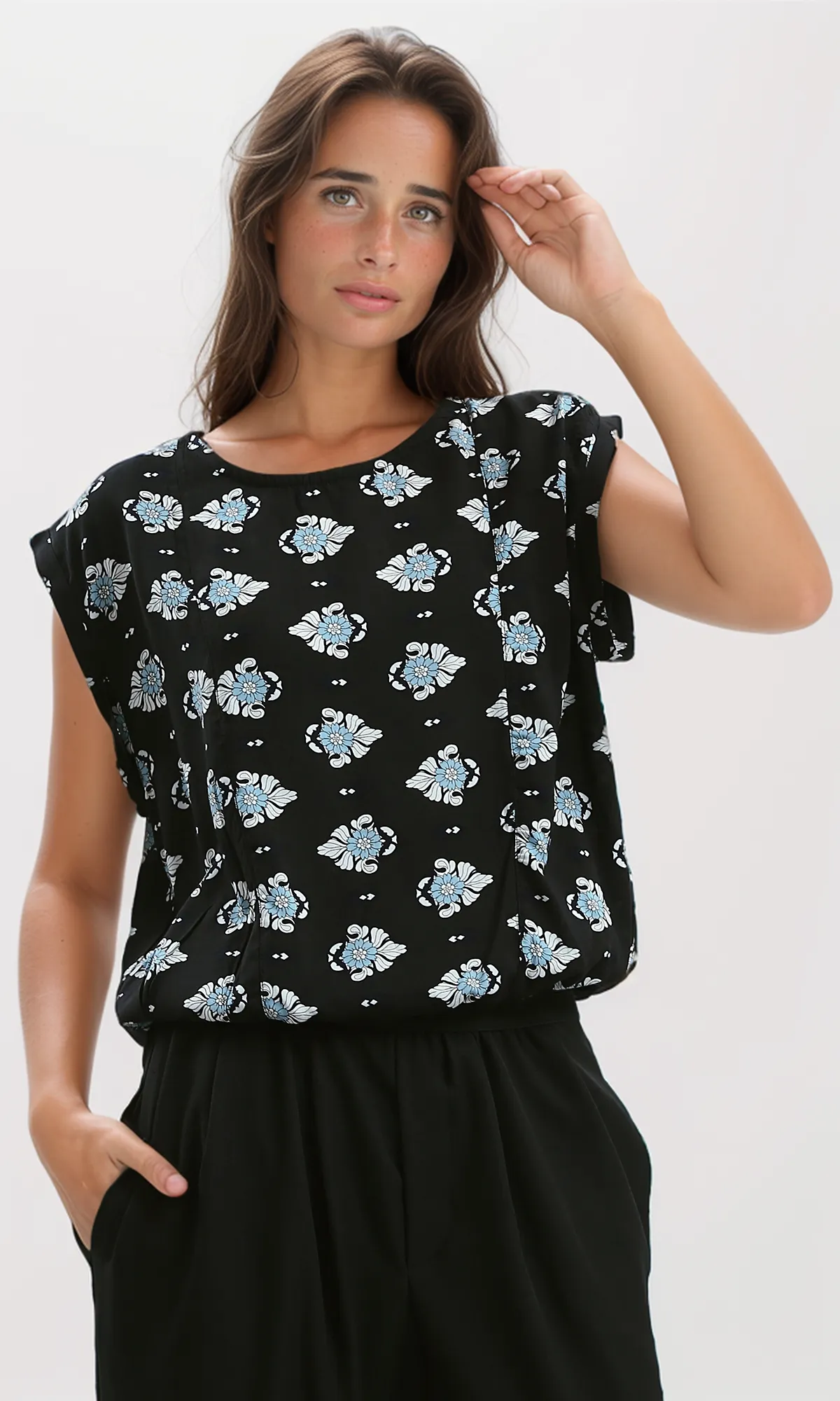 o180011-women-short-sleeve-shirt-women