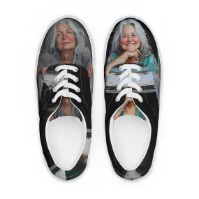 Women’s lace-up canvas shoes